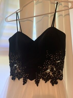 Elegant Black and White Prom Dress with Beaded Lace Bodice